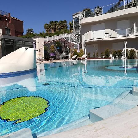 Hotel Malavoglia Ачі-Кастелло Екстер'єр фото