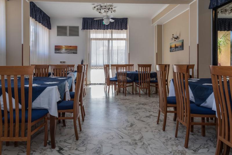 Hotel Malavoglia Ачі-Кастелло Екстер'єр фото