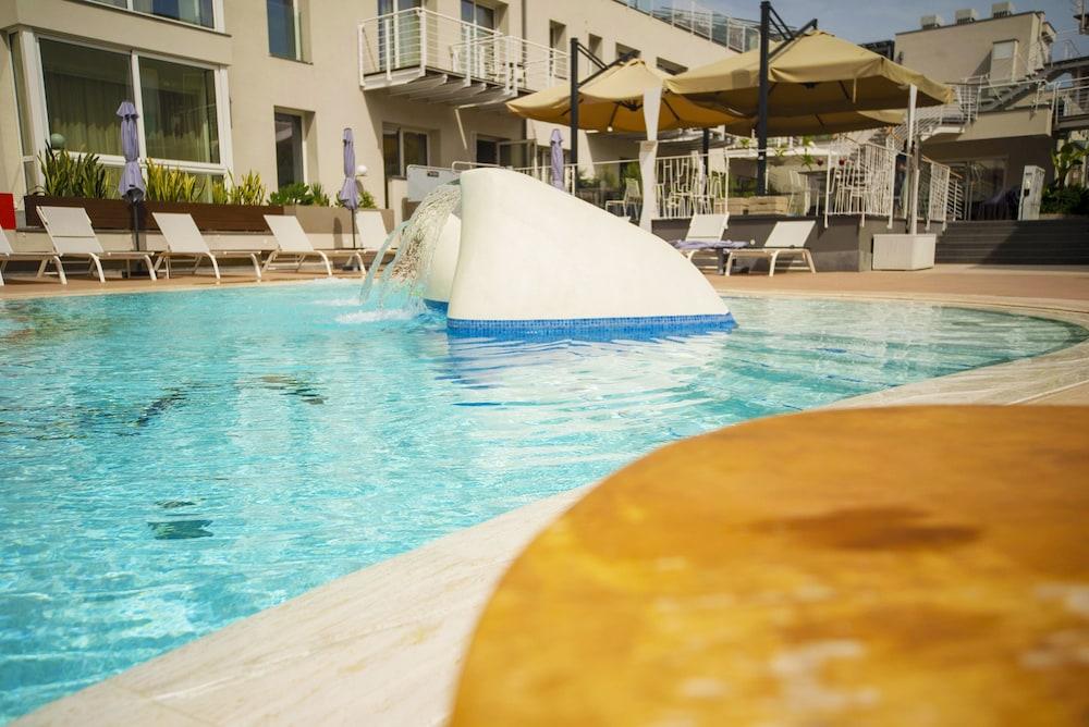 Hotel Malavoglia Ачі-Кастелло Екстер'єр фото