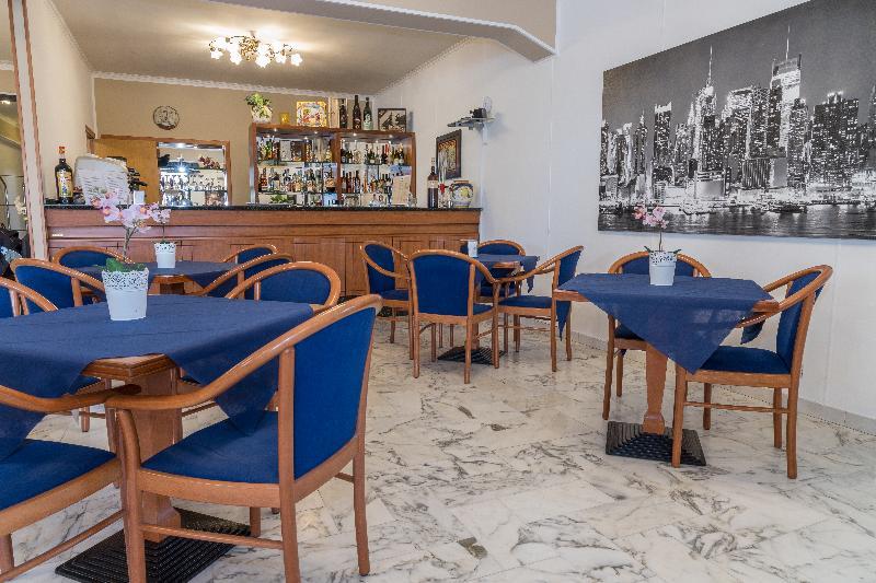 Hotel Malavoglia Ачі-Кастелло Екстер'єр фото
